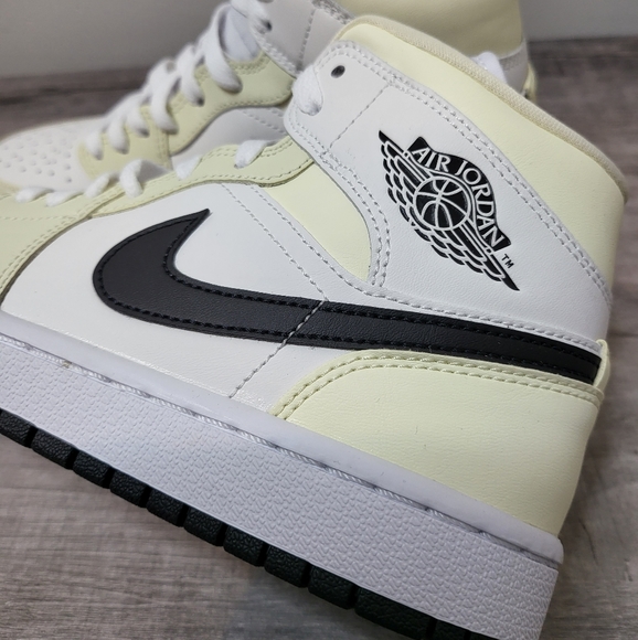 NEW Women's Size 7 Jordan 1 Mid 'Coconut Milk' - BQ6472-121 - Picture 7 of 10